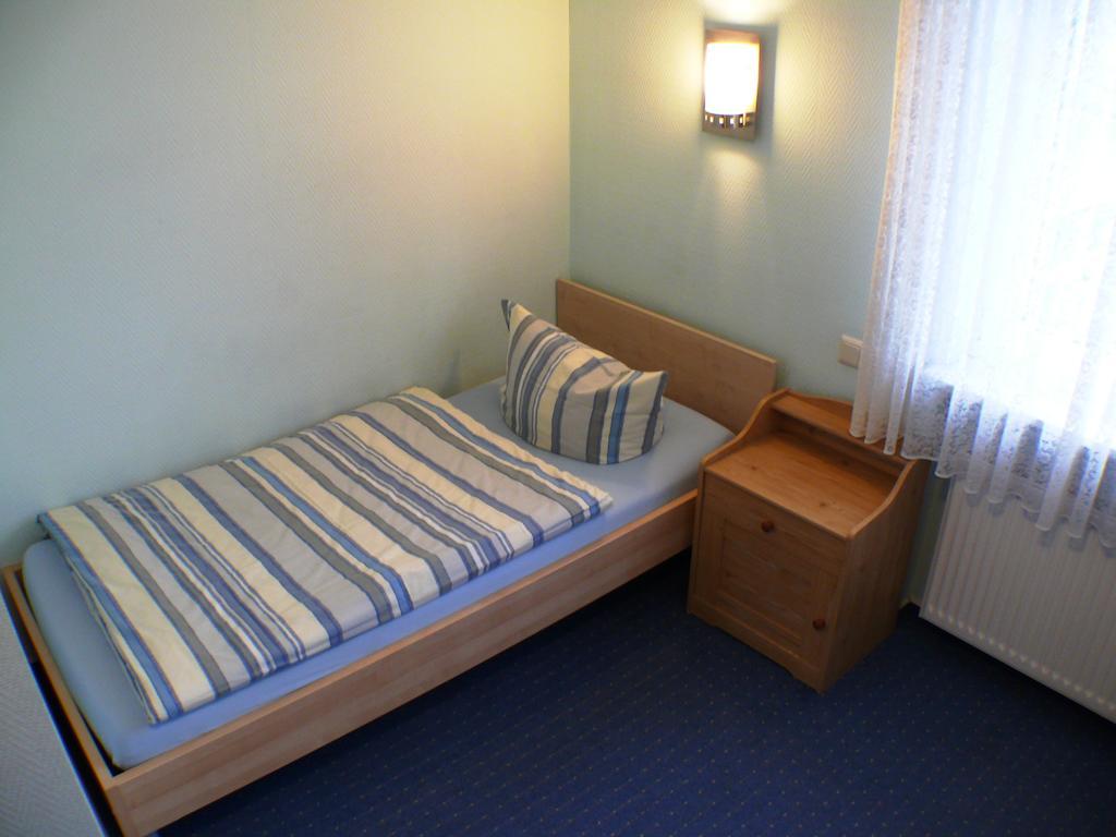 מוטרשטאדט Hotel Garni Pension Ruth חדר תמונה
